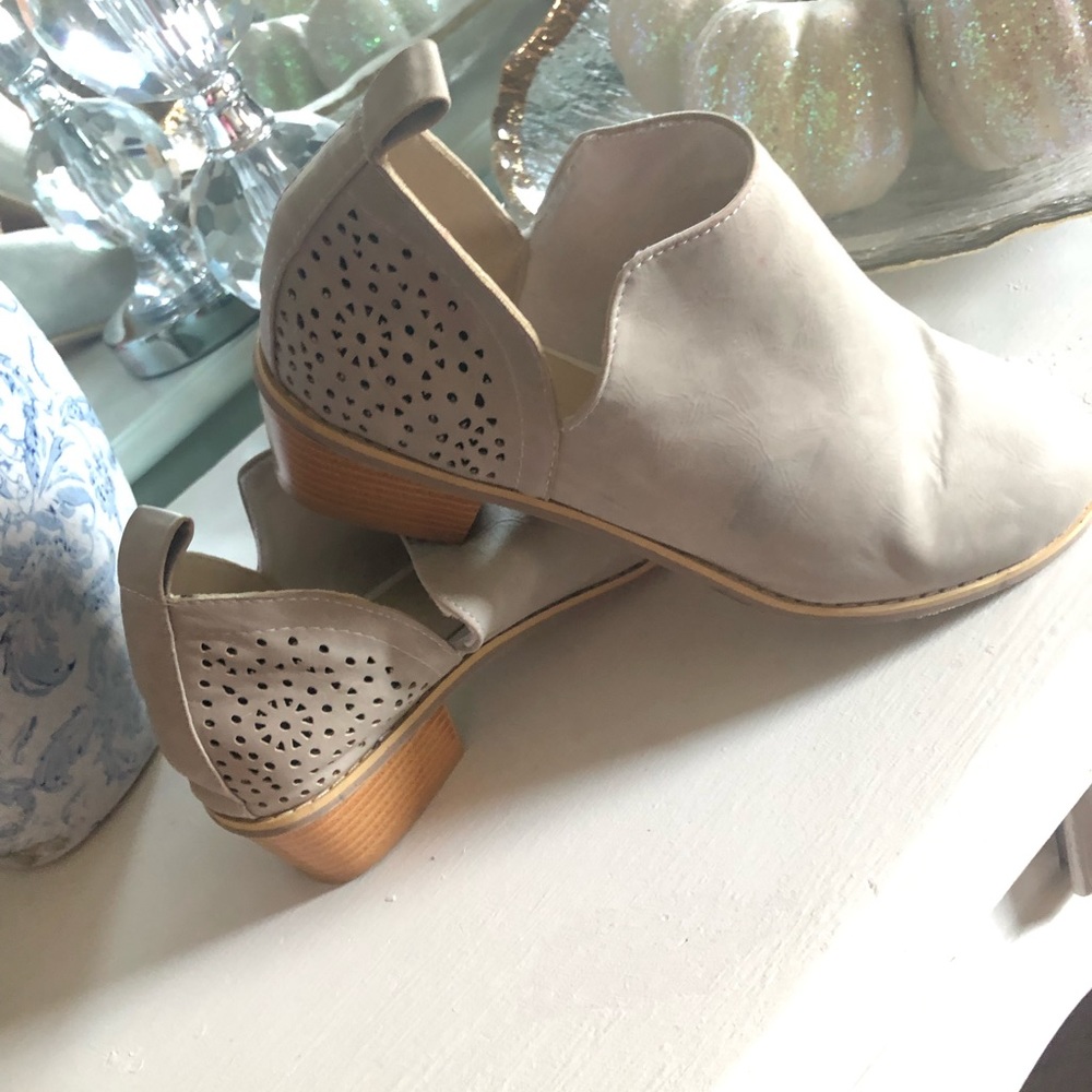 Leather ankle boots
